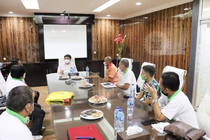 Panitia Smansa Peduli Lingkungan Temui Wali Kota Manado, Andrei Angouw Sentil Soal Banjir