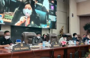 Andrei Angouw Sampaikan Pertanggungjawaban APBD 2020 Dalam Rapat Paripurna DPRD Manado