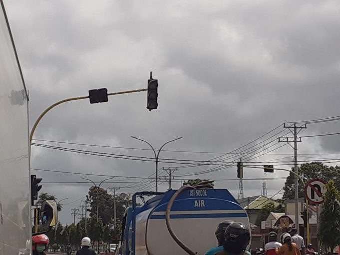 Lampu Lalulintas di Jalan Parako Mati, Pengendara Diimbau Hati-hati