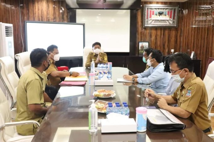 Wali Kota Manado Bahas Pengembangan Pemukiman Dengan Pengembang Taman Sari Manado