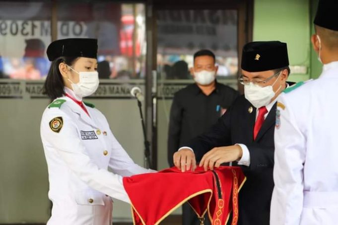 Tetap Patuhi Prokes Covid-19, Wali Kota Manado Kukuhkan Paskibra Manado 2021