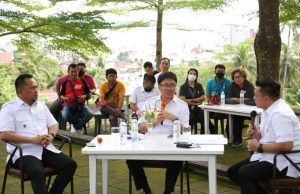 Talk Show Tabea Manado: Menelusuri Satu Tahun Kepemimpinan AARS