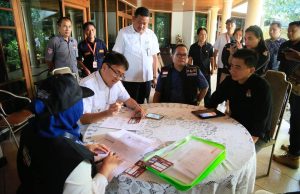 Wali Kota Manado Ikuti Kegiatan Coklit di Kediamannya