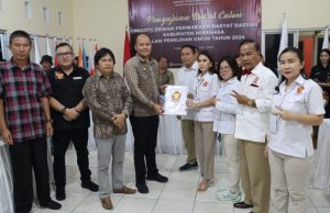Ronni Lumowa Resmi Didaftarkan Partai Gerindra ke KPU Sebagai Bacaleg