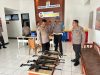 Kapolres AKBP Ketut Suryana Periksa Kelengkapan Identitas Senpi Anggota Polres Minahasa