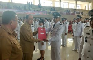 Bupati Minahasa Serahkan SK 45 Plt Hukum Tua dan Lantik 173 Anggota BPD