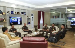 Wali Kota Andrei Angouw Kunjungan Kajari Manado Yang Baru