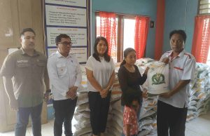 Bulog SulutGo Salurkan Bantuan Pangan CBP di Kecamatan Singkil