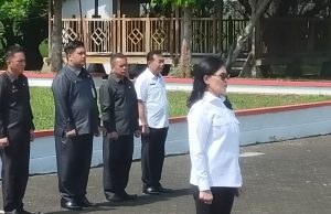 Sekda Lynda Minahasa dan Jajaran Ziarah Ke Makam Para Mantan Bupati Minahasa di Manado dan Minut