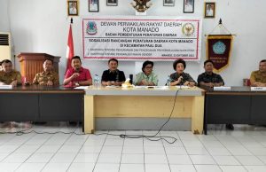 DPRD Manado Sosialisasikan Dua Ranperda di Kecamatan Paal Dua
