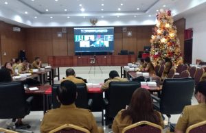 Pj Bupati Minahasa Ikuti Rakor TPID Via Zoom Meeting Bersama Mendagri