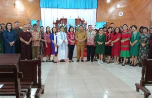 Safari Di Langowan Raya, Pj Bupati Minahasa Minta Masyarakat Rayakan Natal Dengan Kesederhanaan