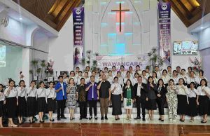 Sesi Wawancara Pemilihan Remaja Teladan Sinode GMIM Dibuka Ketua Panitia Lynda Watania