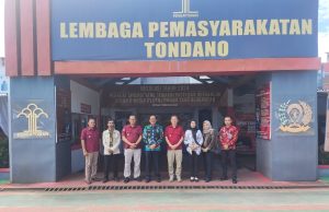 Kunjungi Lapas Tondano, Diryankoham Tinjau Pos Pengaduan HAM