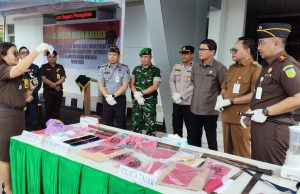 Kejari Minahasa Musnahkan Barang Bukti Tipidum Yang Telah Inkrah