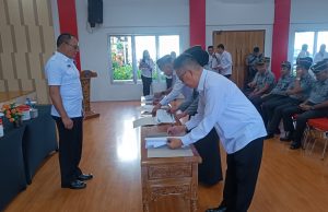 Disaksikan Kakanwil Ditjenpas Sulut, Kalapas Tondano Teken Perjanjian Kinerja Tahun 2025
