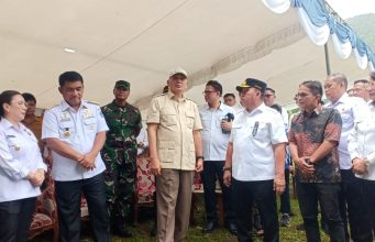 Bupati dan Wakil Bupati Minahasa Dampingi Menteri Pertahanan Tinjau Lokasi Pembangunan SMA Garuda