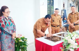 Hadiri HUT ke-13 Desa Tonsewer Selatan, Bupati MinahasaResmikan Balai Desa dan PAUD Aruy Anate