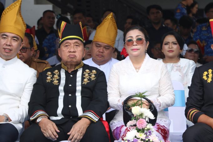 Bupati dan Ketua TP-PKK Minahasa Hadiri Upacara Peringatan HUT Ke-61 Provinsi Sulawesi Utara