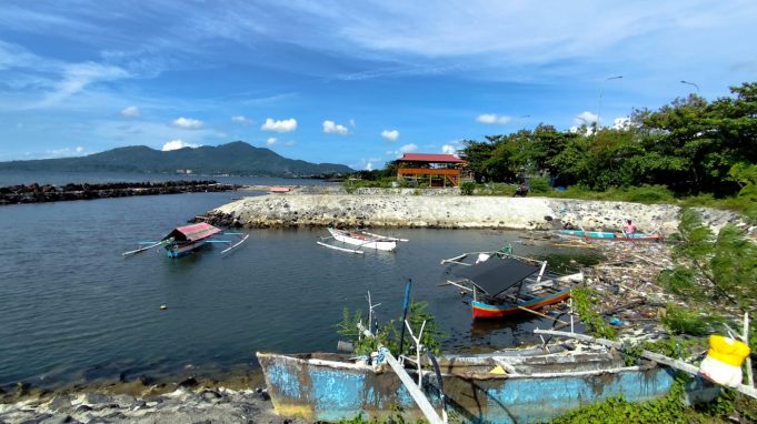 Reklamasi Teluk Manado dan Ancaman Hilangnya Ruang Hidup Nelayan