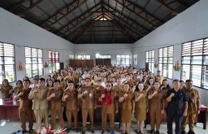 Buka Rapat Teknis TKA, Bupati Minahasa Minta Para Guru Proaktif Dampingi Siswa