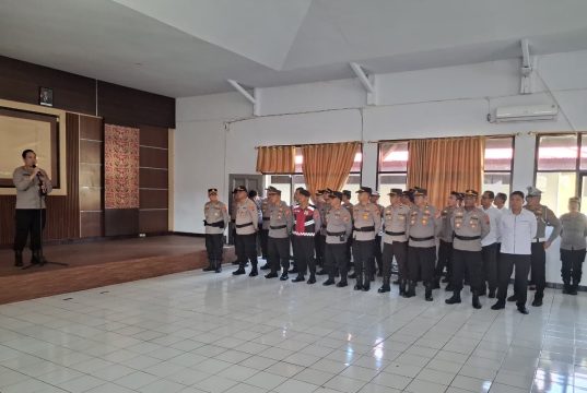 Apel Jam Pimpinan, Kapolres Minahasa Tekankan Peningkatan Pelayanan kepada Masyarakat