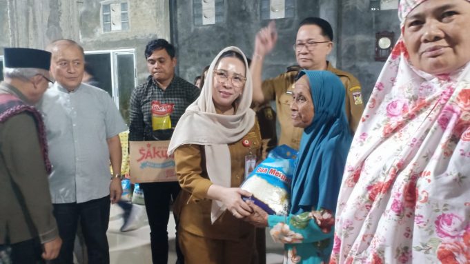 Wakil Bupati Minahasa Safari Ramadan Perdana di Masjid At-Taqwa Waleure