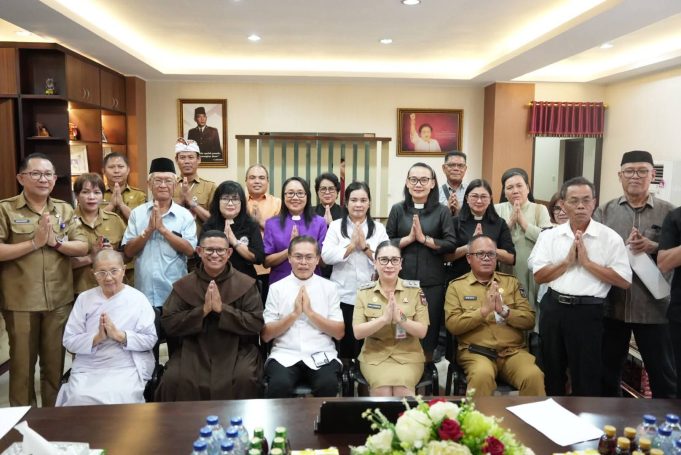 Pimpin Rakor BKSAUA Minahasa, Wabup Vanda Sarundajang: Jadilah Garda Terdepan Jaga Kerukunan