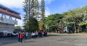 Pemkab Minahasa Gelar Kerja Bakti Massal di Stadion Maesa, Bupati: Kebersihan Cerminan Disiplin ASN