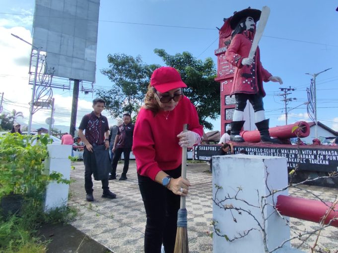 Ketua TP-PKK Minahasa Turun Langsung di Kerja Bakti, Dorong Program ASRI Jadi Budaya