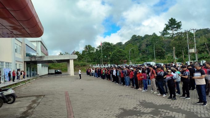 Peringati Hari Lingkungan Hidup Sedunia 2026, Pemkab Minahasa Gelar Apel Kerja Bakti di RSUD Sam Ratulangi Tondano