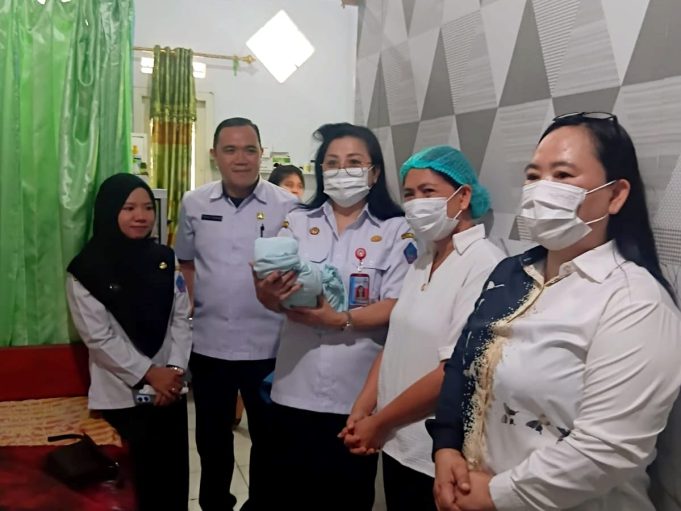 Bayi Laki-Laki Ditemukan di Winangun Atas Pineleng, Kondisi Sehat dan Dirawat di RSUD Tondano