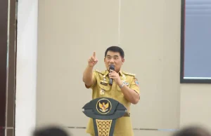 Gubernur Yulius Selvanus Larang Keras Kasus Kekerasan di Sekolah Ditutup-tutupi