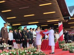 Wabup Vanda Jadi Irup Upacara Penurunan Bendera, Apresiasi Kinerja Paskibraka Minahasa