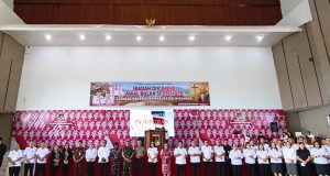 Ibadah Oikumene Pemkab Minahasa, Bupati Robby Dondokambey Tekankan Pelayanan dengan Hati dan Integritas