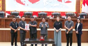 Perubahan KUA-PPAS 2026 Disepakati, Gubernur Yulius Selvanus Apresiasi DPRD Sulut