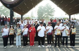 Sambut HUT ke-598 Minahasa, Pemkab Gelar Jalan Sehat Bersama